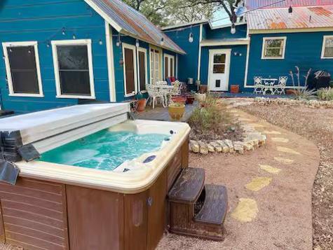 3809 N State Highway 16 Fredericksburg TX 78624