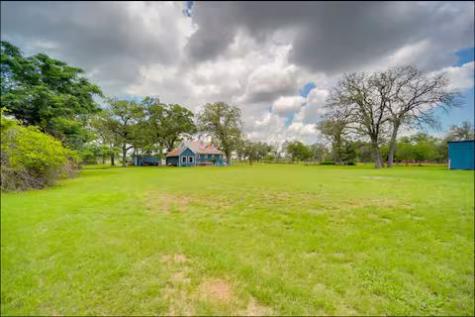 3809 N State Highway 16 Fredericksburg TX 78624