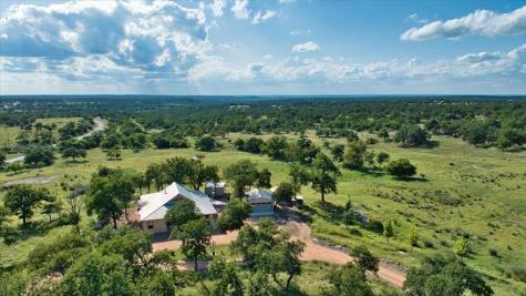 1411 Grape Creek Road Fredericksburg TX 78624