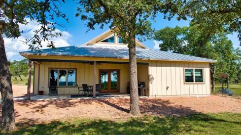 1411 Grape Creek Road Fredericksburg TX 78624