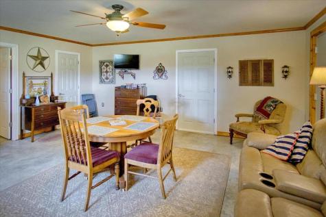 1411 Grape Creek Road Fredericksburg TX 78624