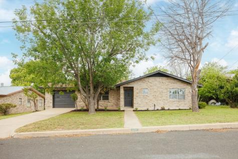 612 Cross Mountain Drive Fredericksburg TX 78624