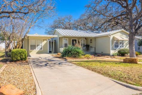 110 Beverly Drive Fredericksburg TX 78624
