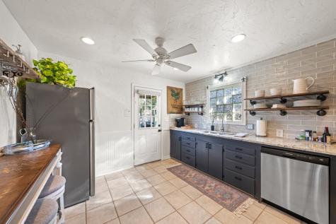 110 Beverly Drive Fredericksburg TX 78624