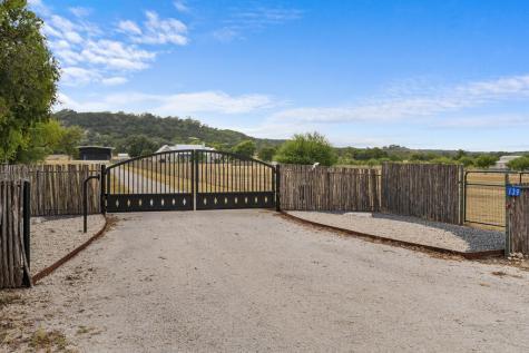 139 Armory Road Fredericksburg TX 78624