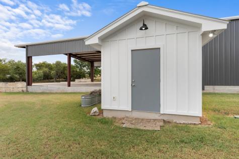 139 Armory Road Fredericksburg TX 78624