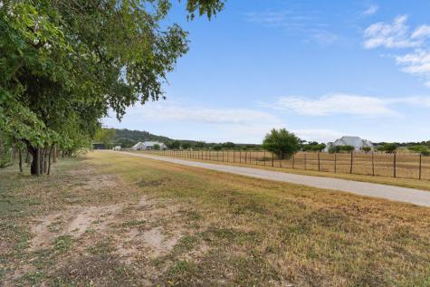 139 Armory Road Fredericksburg TX 78624