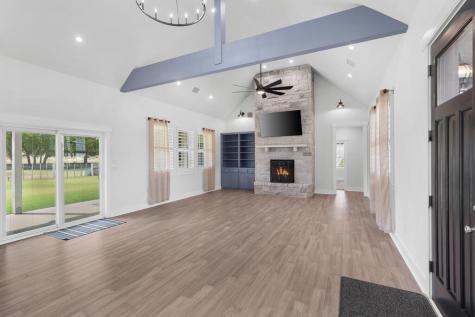 139 Armory Road Fredericksburg TX 78624