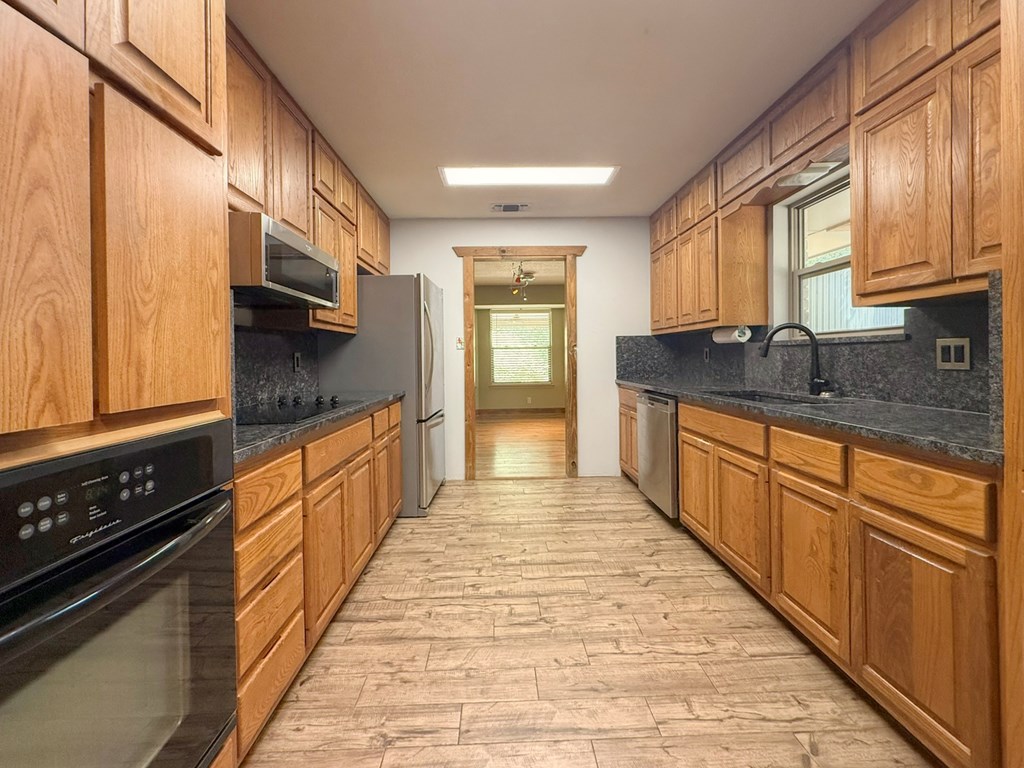 114 Edgewood Drive Fredericksburg TX 78624