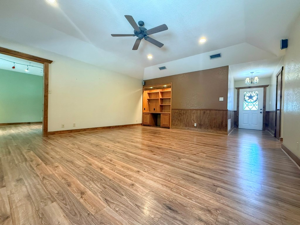 114 Edgewood Drive Fredericksburg TX 78624