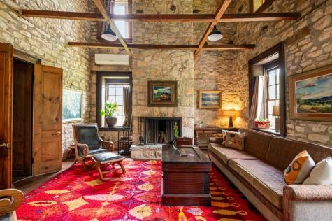 426 E Ranch Road 962 Round Mountain TX 78663