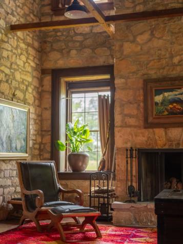 426 E Ranch Road 962 Round Mountain TX 78663