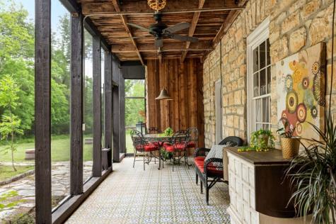 426 E Ranch Road 962 Round Mountain TX 78663