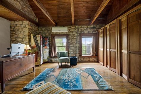 426 E Ranch Road 962 Round Mountain TX 78663