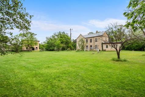 426 E Ranch Road 962 Round Mountain TX 78663
