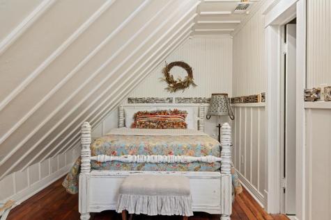 119 W San Antonio Street Fredericksburg TX 78624