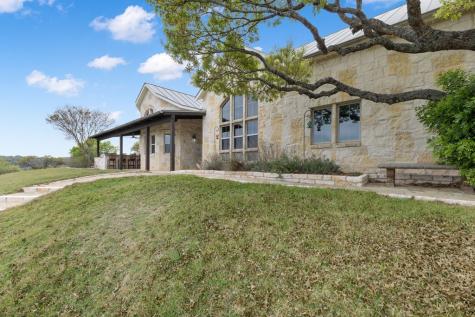 116 N Homestead Park Road Comfort TX 78013