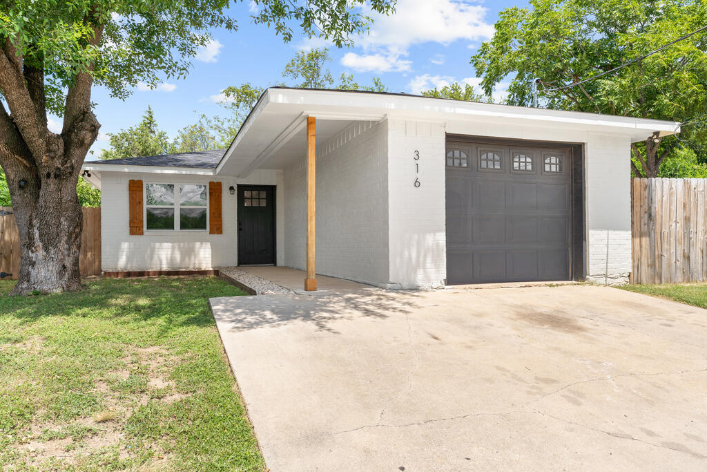 316 George Court Kerrville TX 78028
