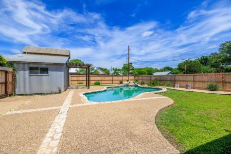 608 Tanya Fredericksburg TX 78624