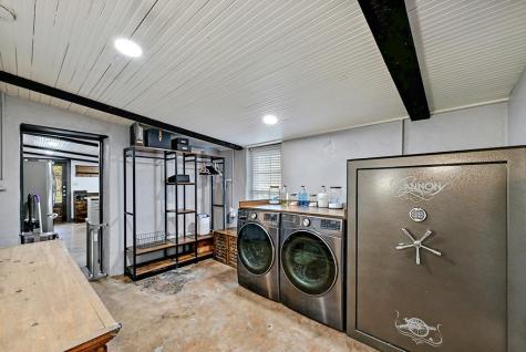 3513 N Us Highway 281 Blanco TX 78606