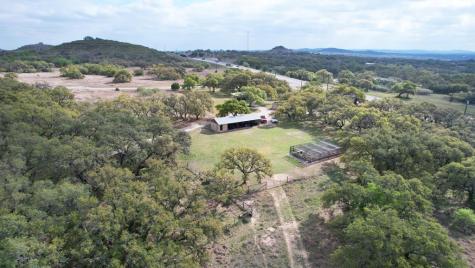 3513 N Us Highway 281 Blanco TX 78606