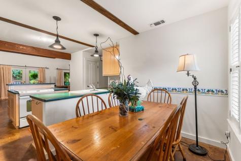 904 N Lincoln Fredericksburg TX 78624
