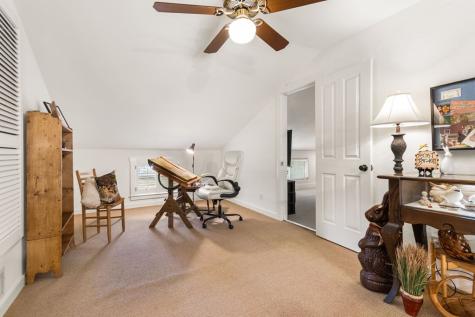 904 N Lincoln Fredericksburg TX 78624