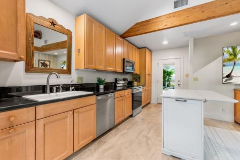 904 N Lincoln Fredericksburg TX 78624