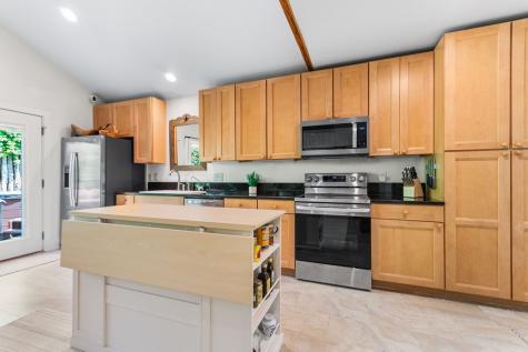 904 N Lincoln Fredericksburg TX 78624