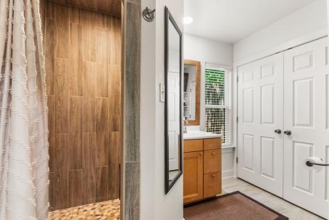 904 N Lincoln Fredericksburg TX 78624