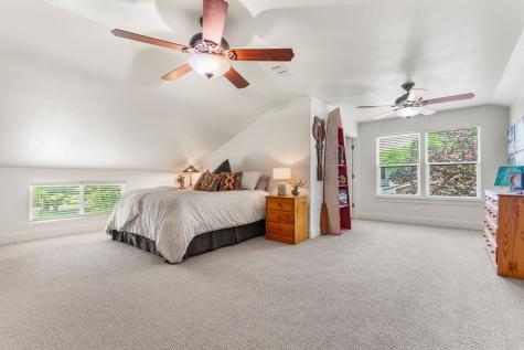 904 N Lincoln Fredericksburg TX 78624