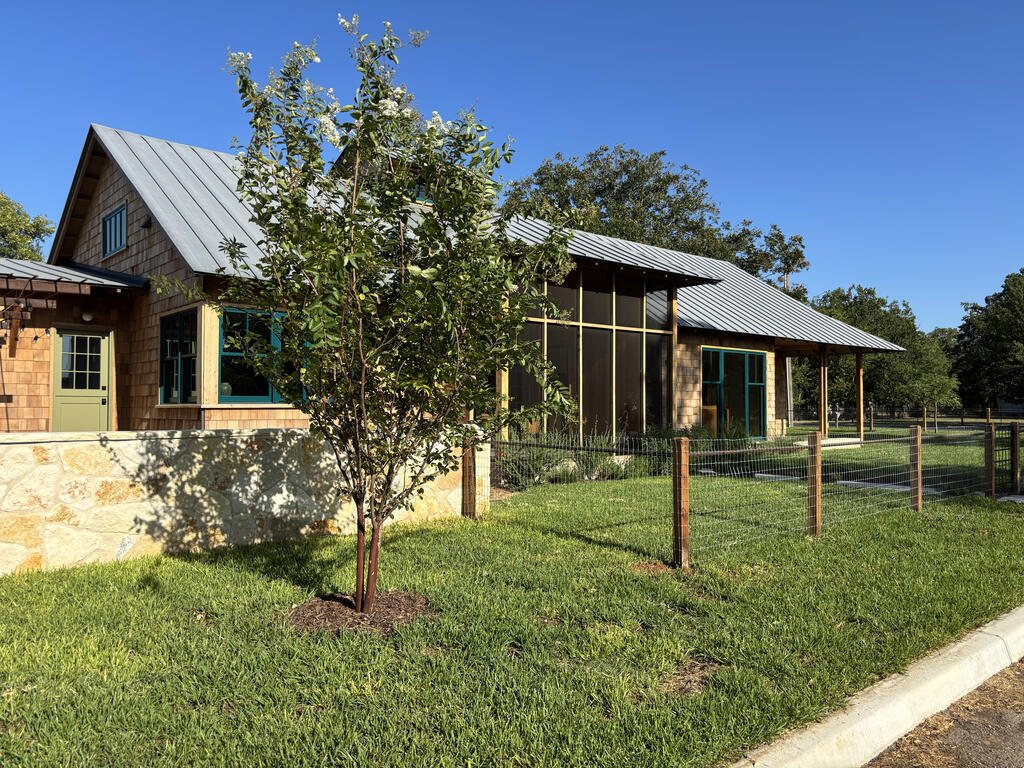601 Whitney Fredericksburg TX 78624
