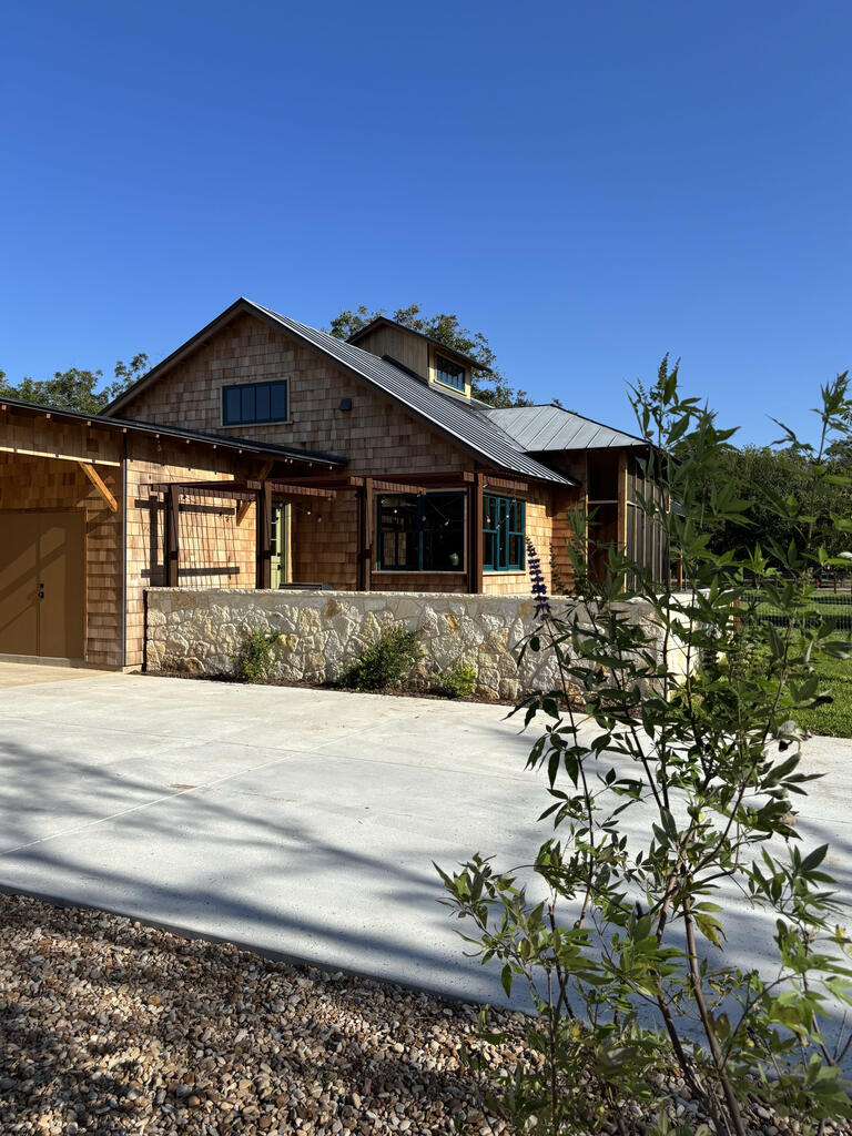 601 Whitney Fredericksburg TX 78624