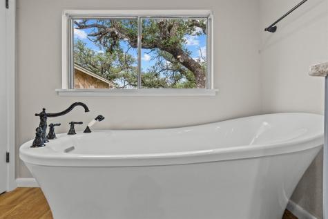 224 W Lower Crabapple Road Fredericksburg TX 78624