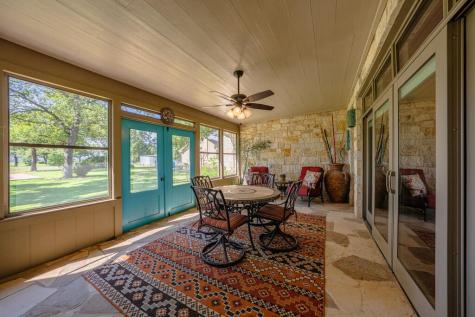 327 S Stag Trail Fredericksburg TX 78624