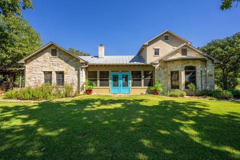 327 S Stag Trail Fredericksburg TX 78624