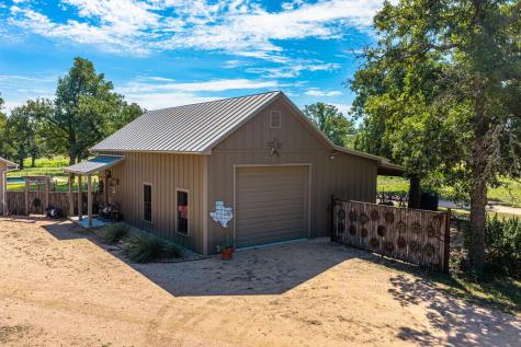 327 S Stag Trail Fredericksburg TX 78624