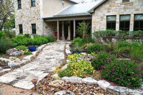 327 S Stag Trail Fredericksburg TX 78624