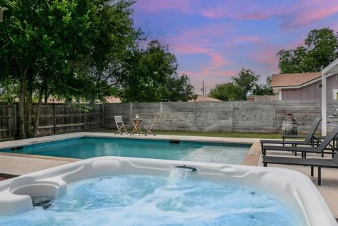 915 Bell Street Fredericksburg TX 78624