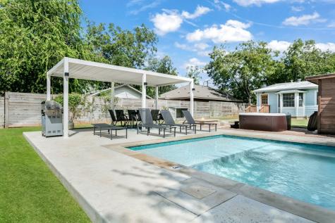915 Bell Street Fredericksburg TX 78624
