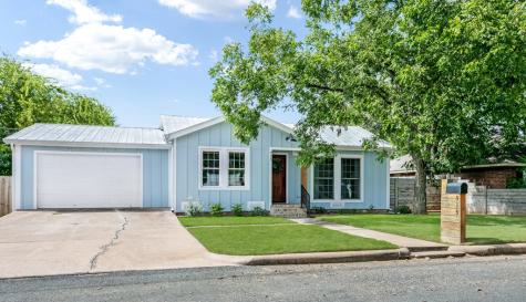915 Bell Street Fredericksburg TX 78624