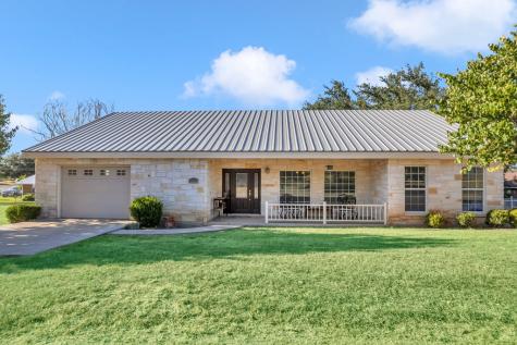 1048 Church Street Mason TX 76856