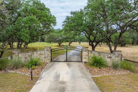 387 Brooks Crossing Boerne TX 78006