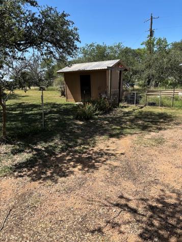727 Cemetary Road Stonewall TX 78671