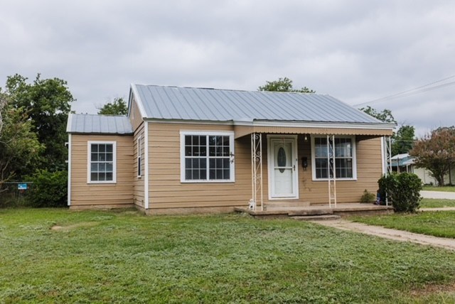 1500 S High Street Brady TX 76825