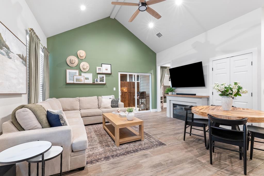 1003 Friendship Lane Fredericksburg TX 78624