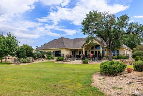 1320 Pass Creek Road Kerrville TX 78028