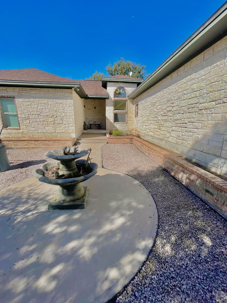 110 Llano Oaks Drive Llano TX 78643