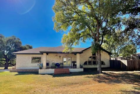 110 Llano Oaks Drive Llano TX 78643
