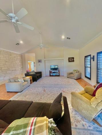 110 Llano Oaks Drive Llano TX 78643